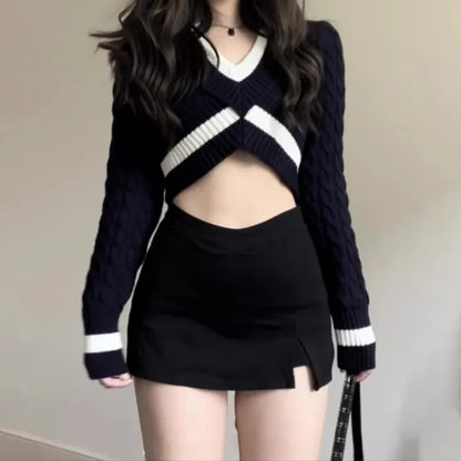 V-Waist Slit Mini Skirt